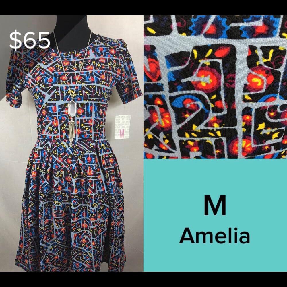 Medium LuLaRoe Amelia